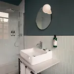 Cloud 7 Hotel 4*
