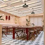 Cloud 7 Hotel 4*